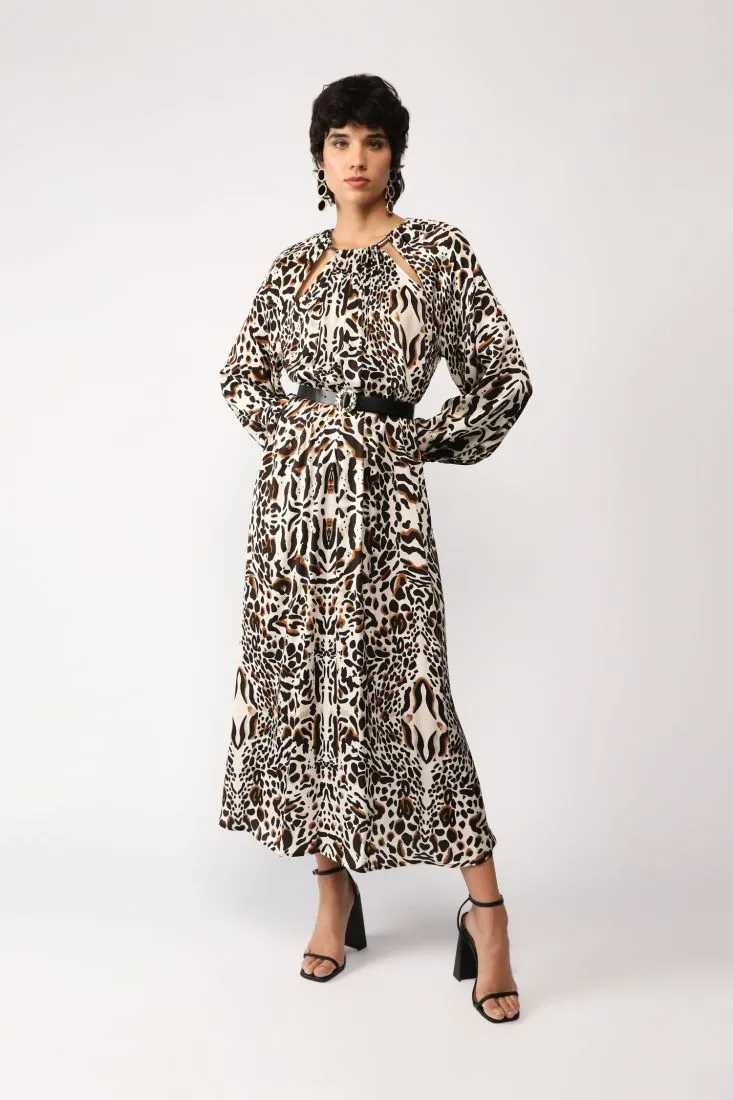 Abito lungo fantasia animalier con cut-out