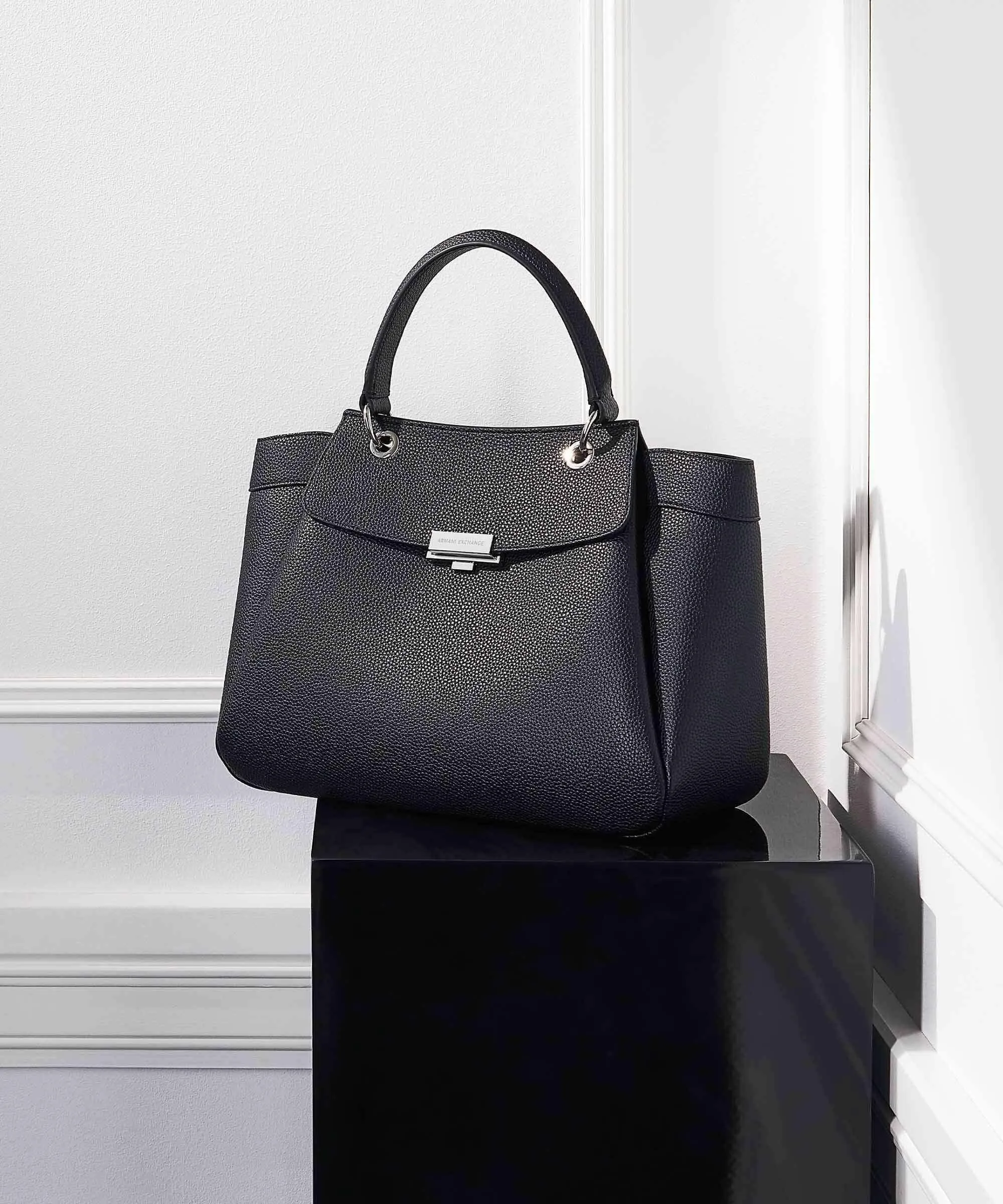  Armani Exchange Wave Borsa a mano pelle sintetica nero  
