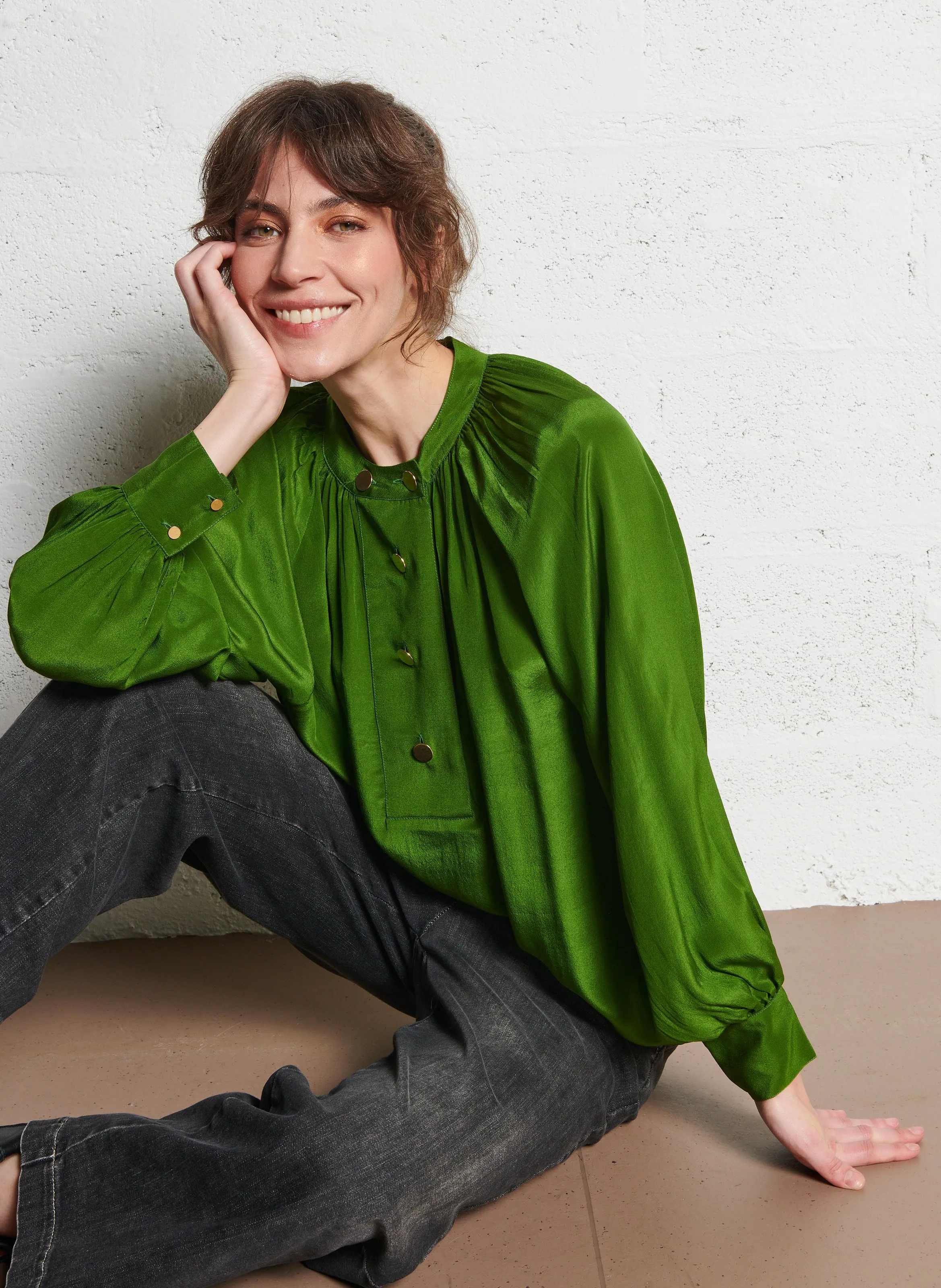  BELLEPIECE   ALPHONSE - Blusa con scollo tondo in seta | Verde