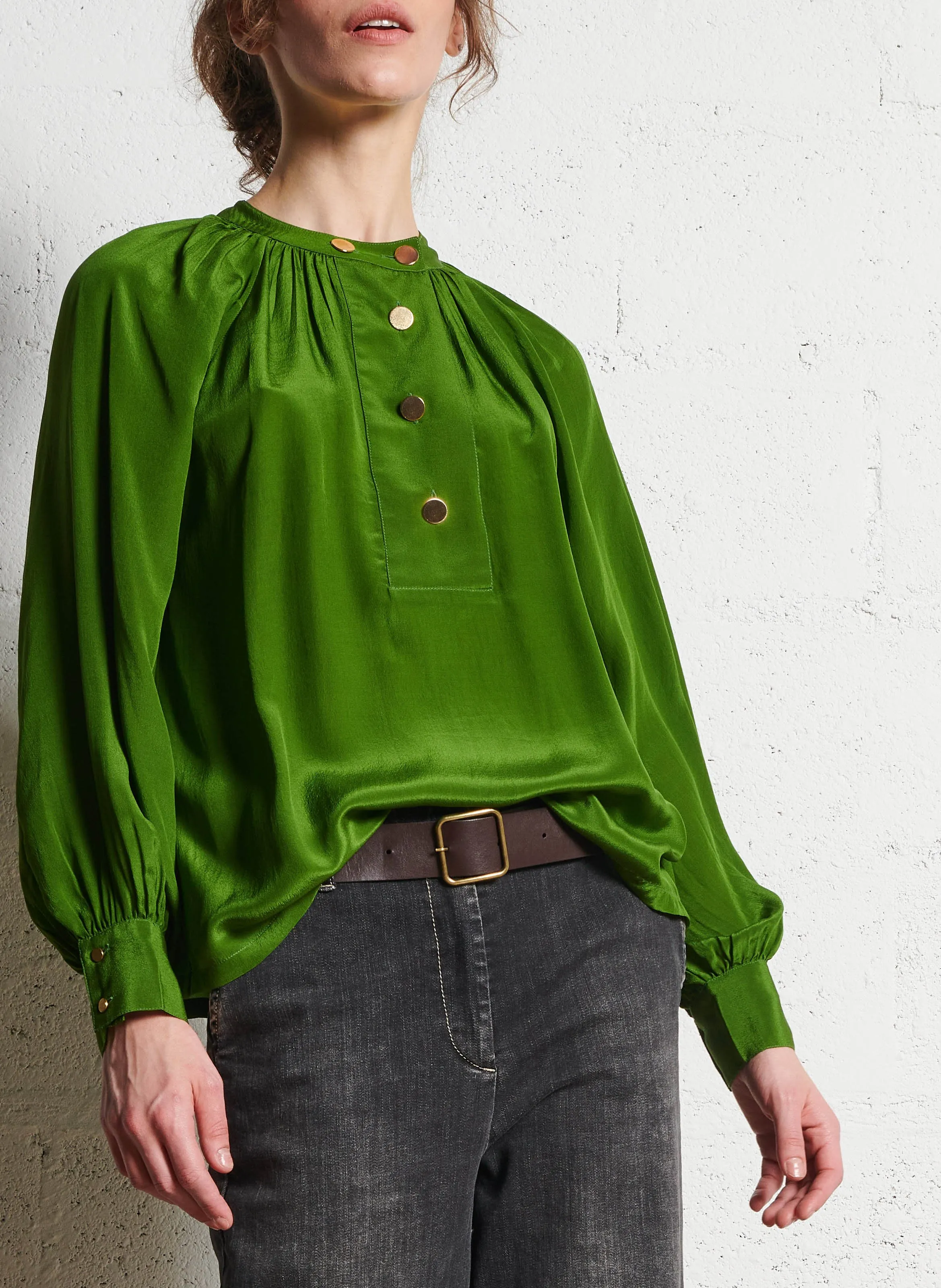  BELLEPIECE   ALPHONSE - Blusa con scollo tondo in seta | Verde