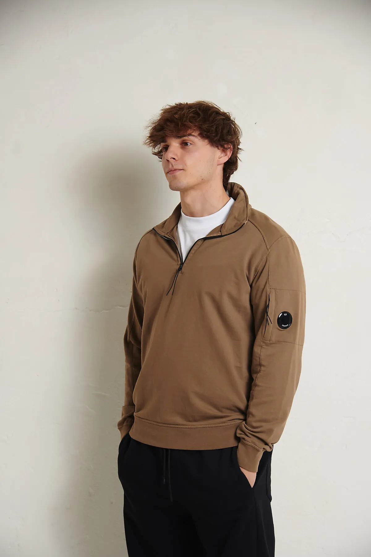 C. P. Company Felpa con apertura polo, cognac