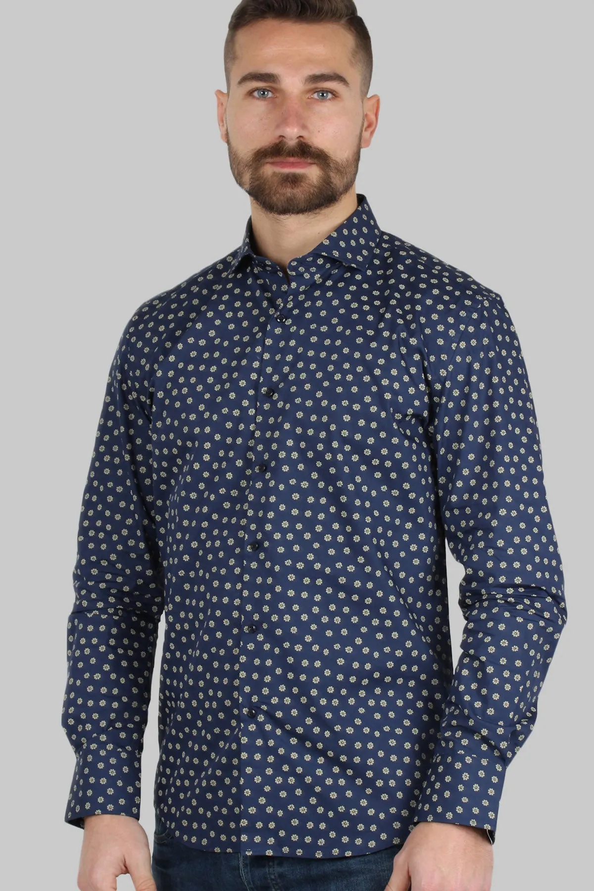 Camicia uomo blu con fiorellini a contrasto