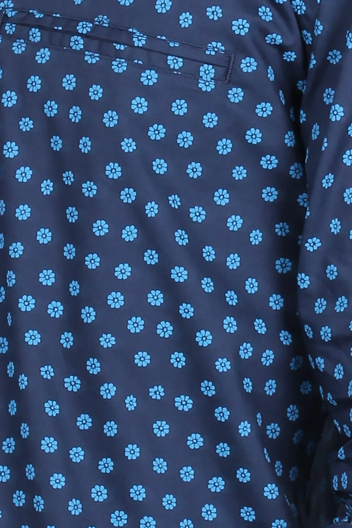 Camicia uomo blu con fiorellini a contrasto