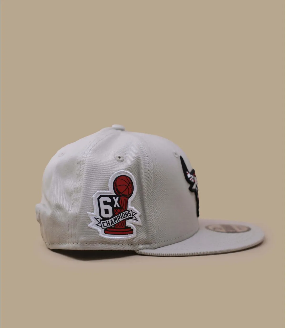 Cappello snapback Bulls beige rossoCappellini Seasonal Infill 9Fifty Bulls stone     