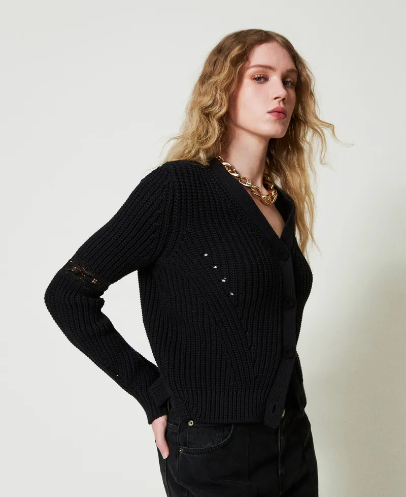 Cardigan a costine con pizzo