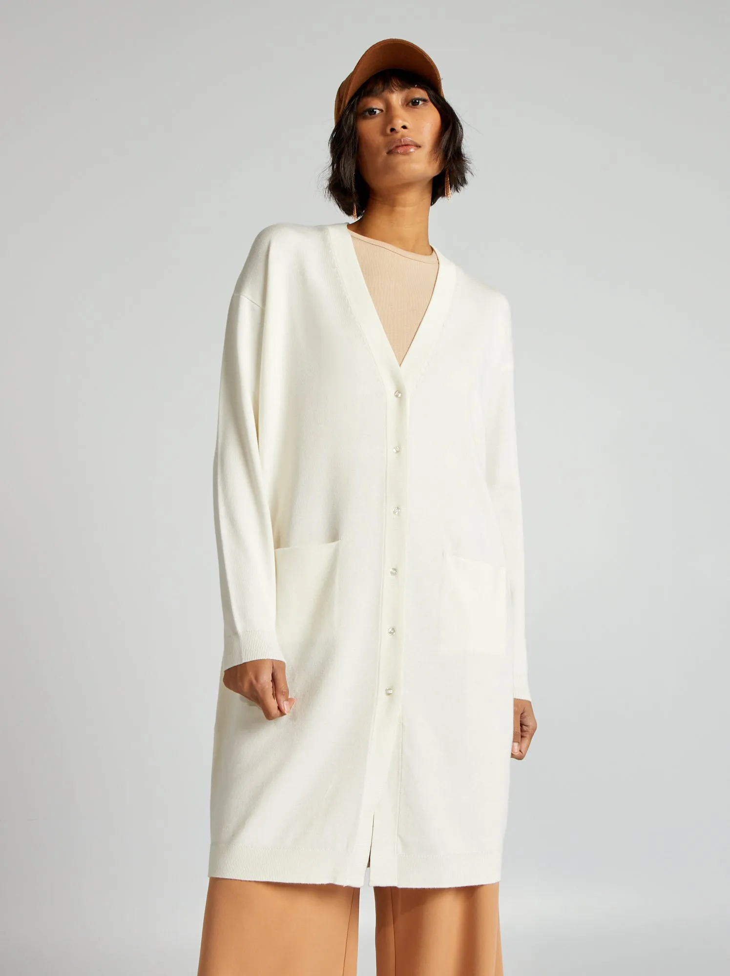 Cardigan lungo con bottoni - BIANCO