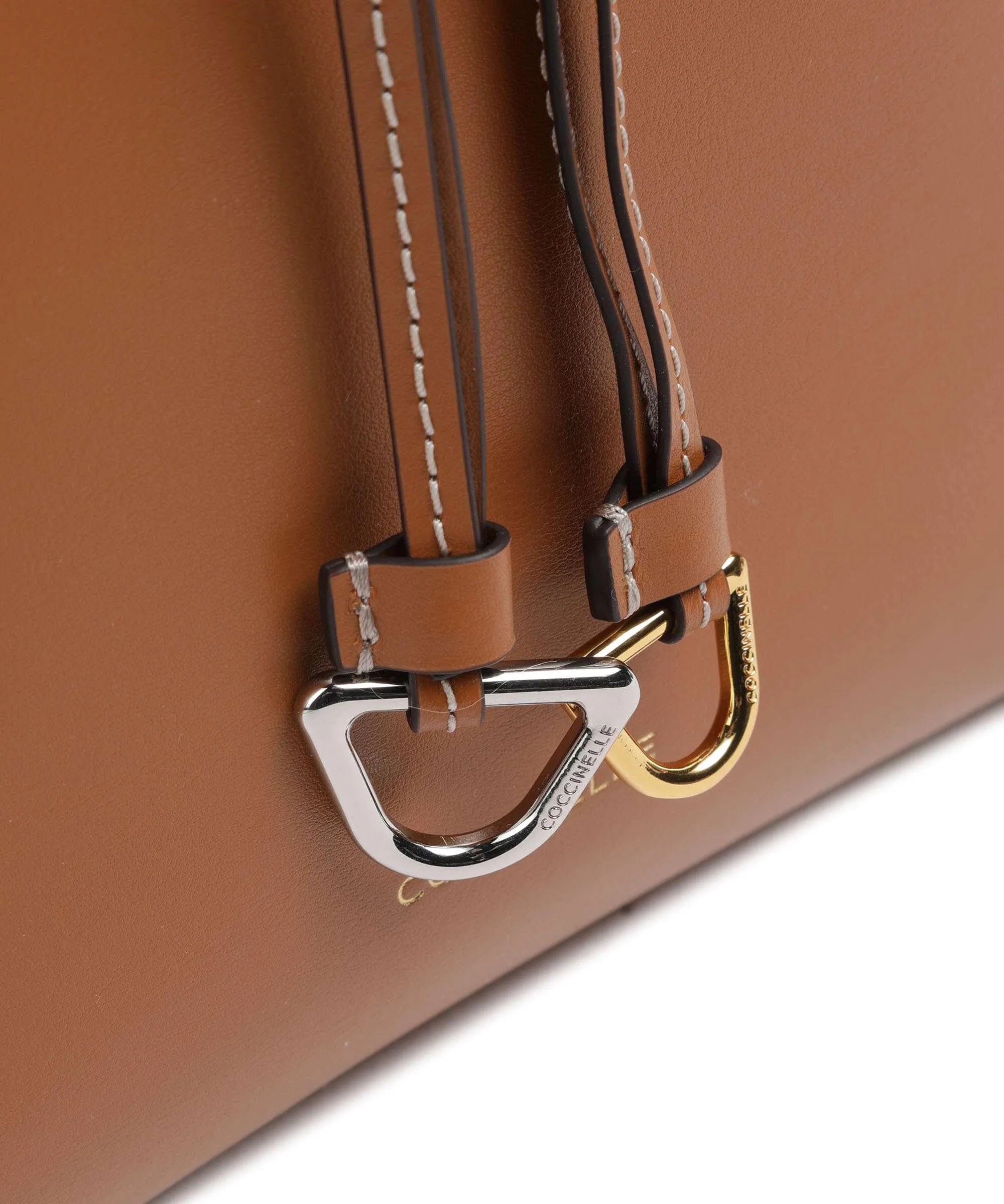  Coccinelle Roundabout Eco Cowhide Borsa a secchiello pelle a grana fine marrone  