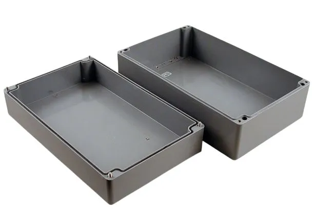 Contenitore Hammond in Poliestere rinforzato con fibra di vetro 400 x 250 x 160mm