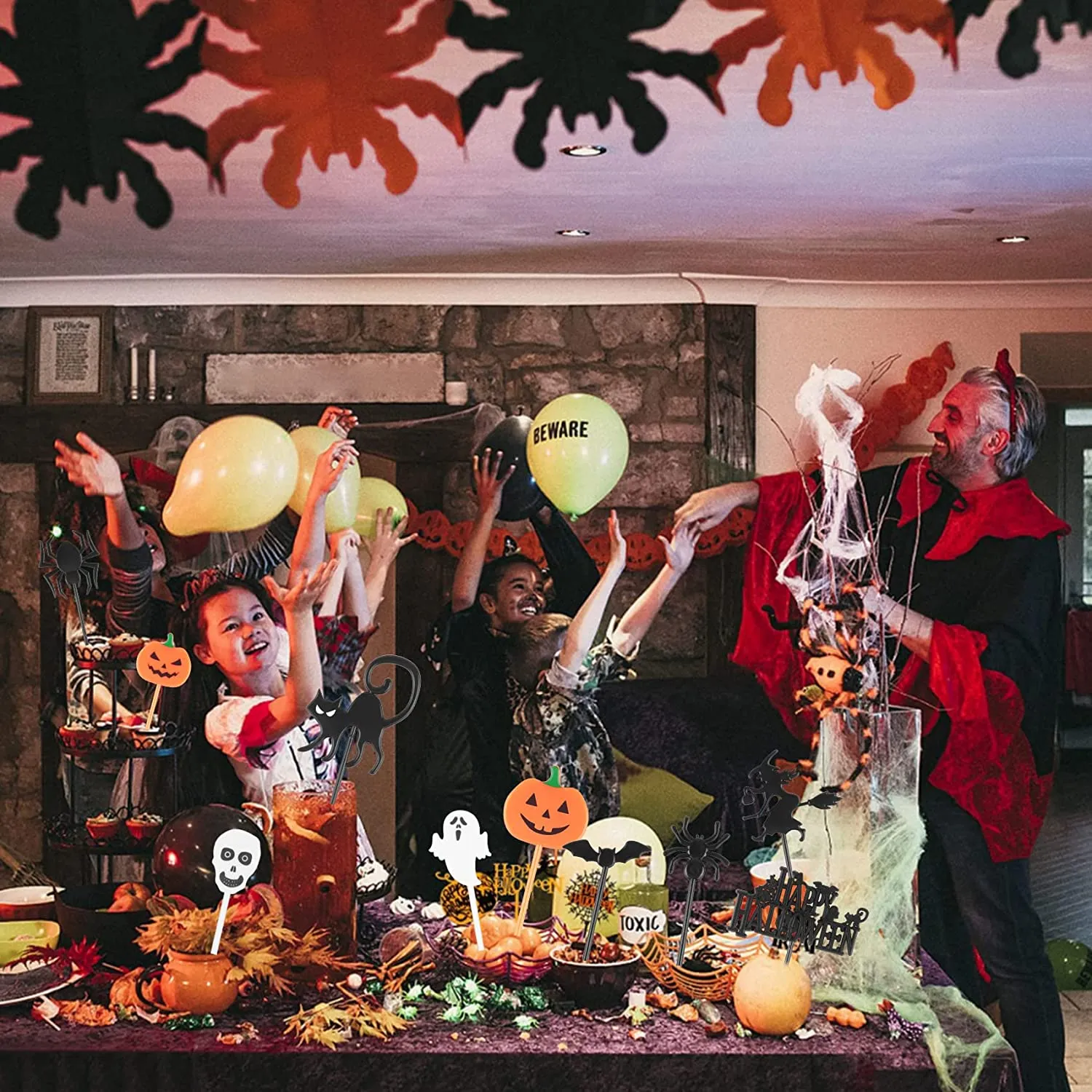 Decorazioni Torta Halloween, 100 Pezzi di Halloween Topper di Torta Topper Forma di Zucca, Fantasma, Pipistrello, Cranio e Ragno