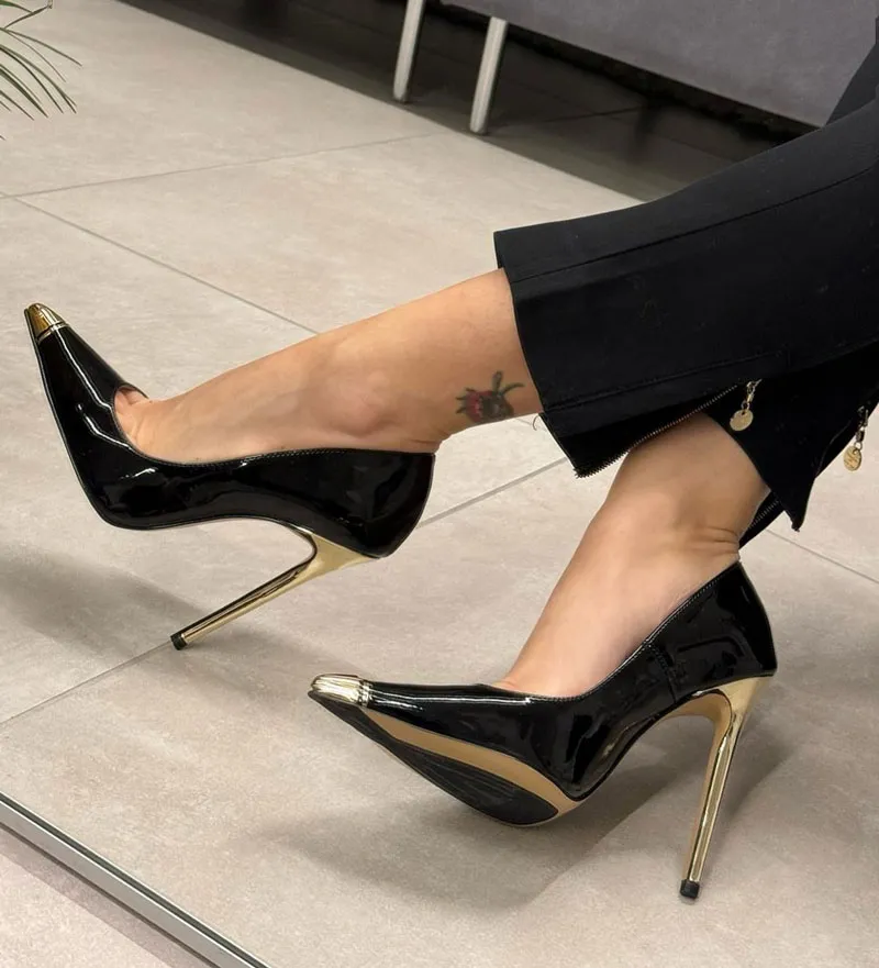 Décolleté vernice nera/ platino  – COD. 48158 