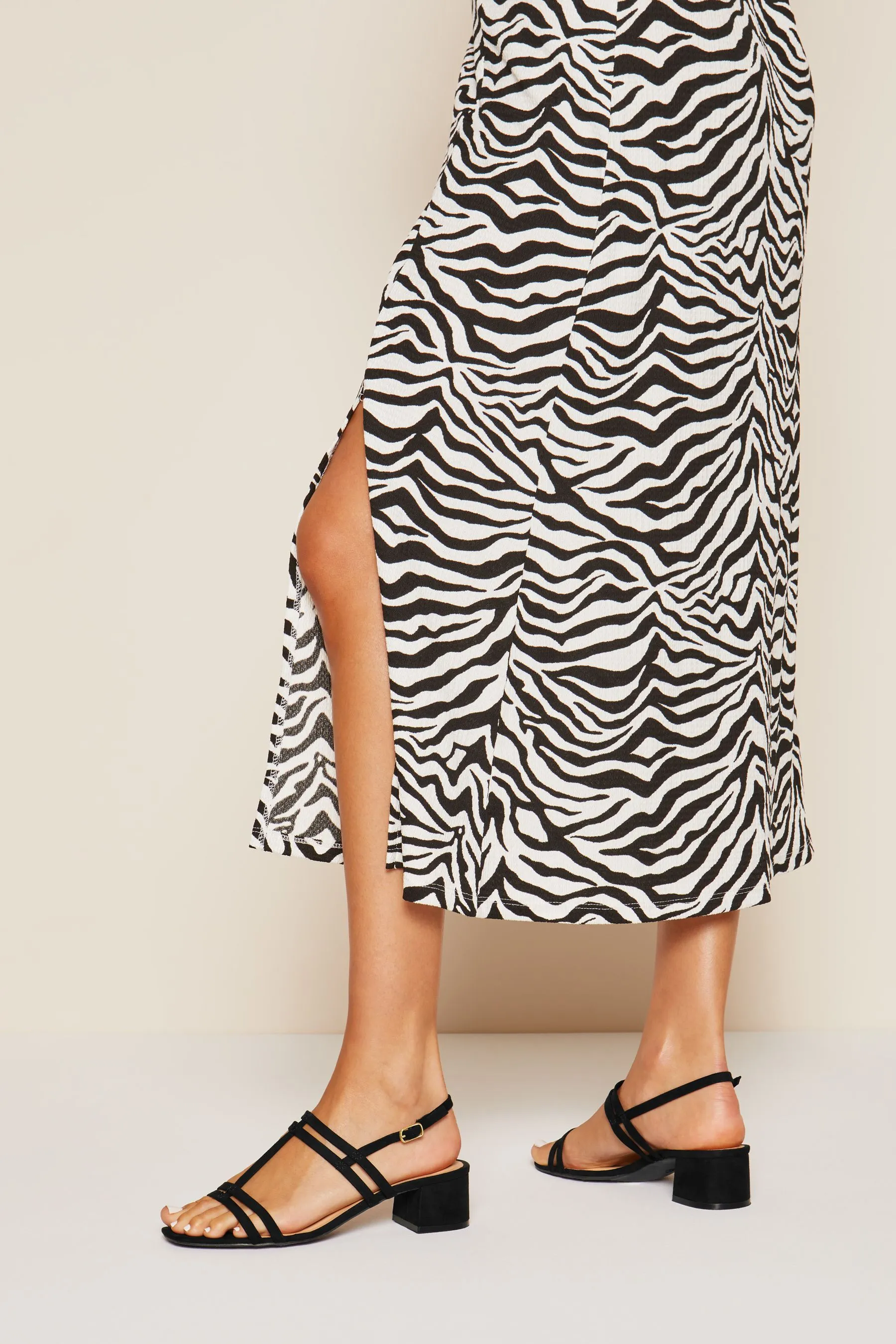 Friends Like These - Sandali minimal con tacco basso e largo