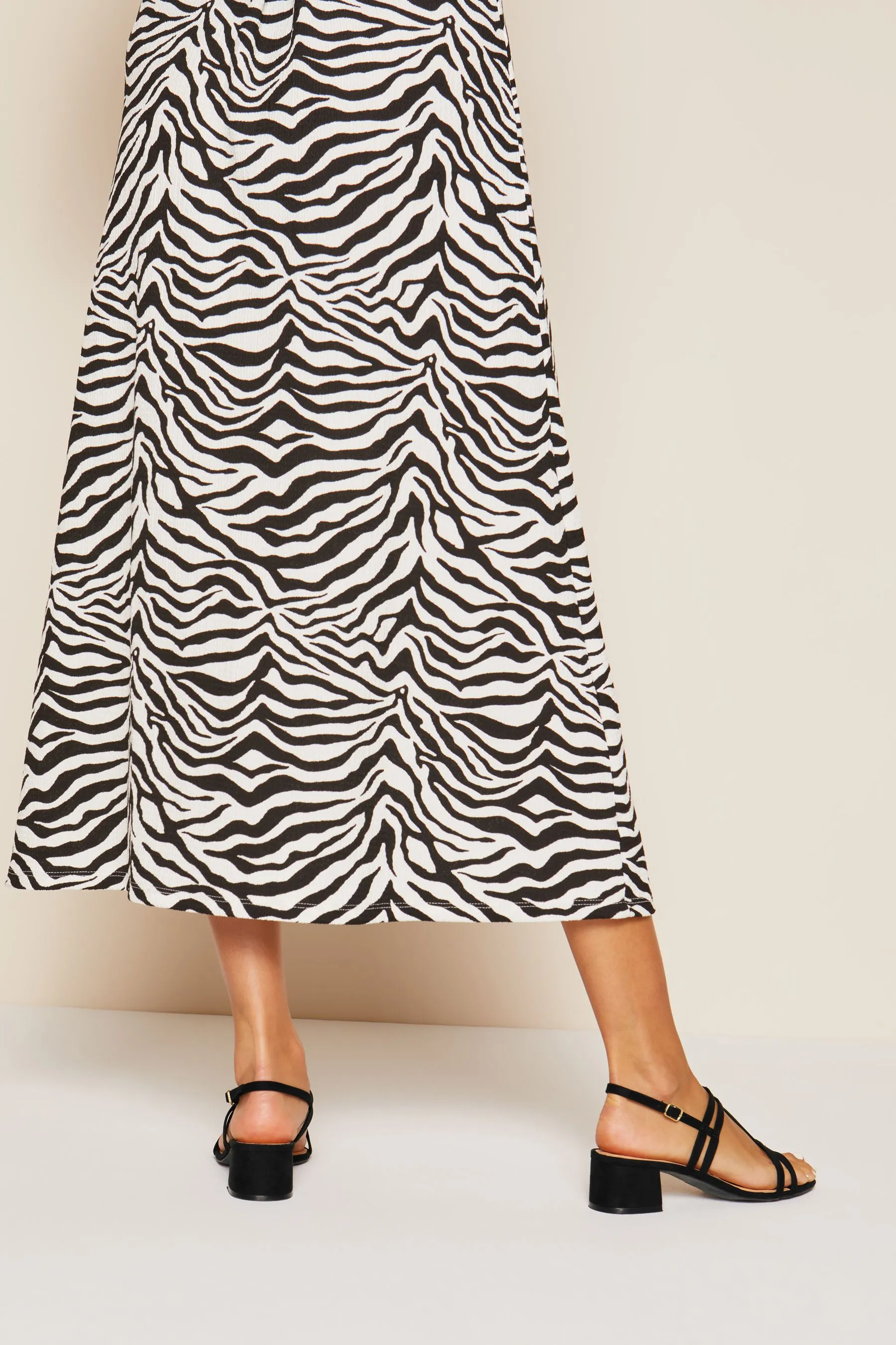 Friends Like These - Sandali minimal con tacco basso e largo