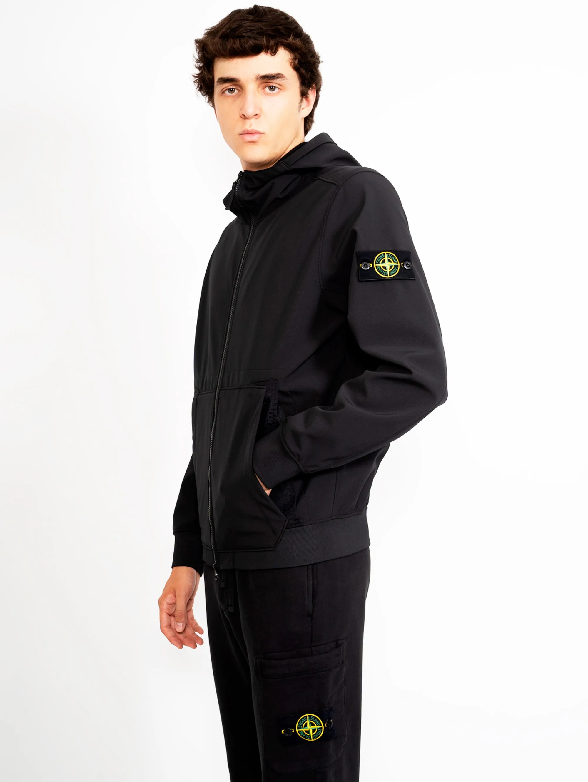 Giubbotto in Soft Shell-r con Cappuccio Nero
