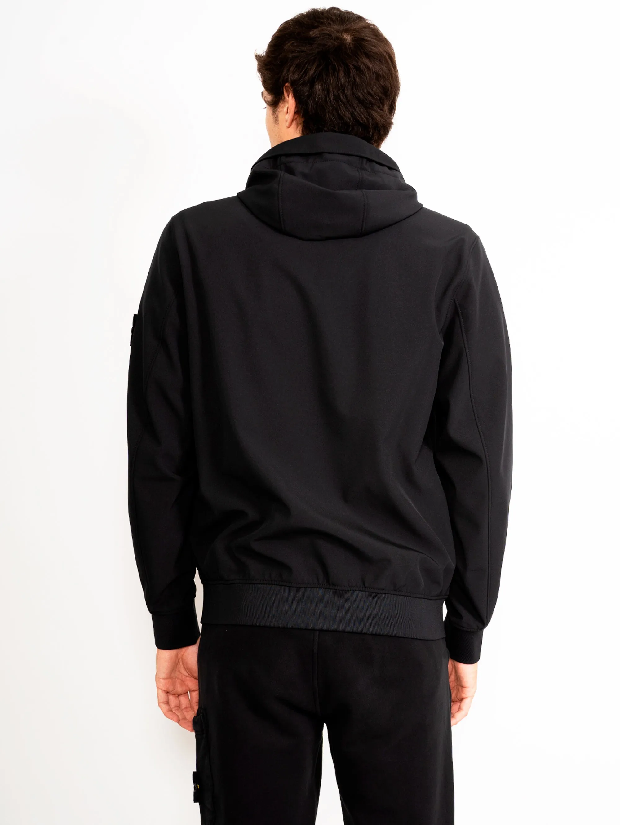 Giubbotto in Soft Shell-r con Cappuccio Nero