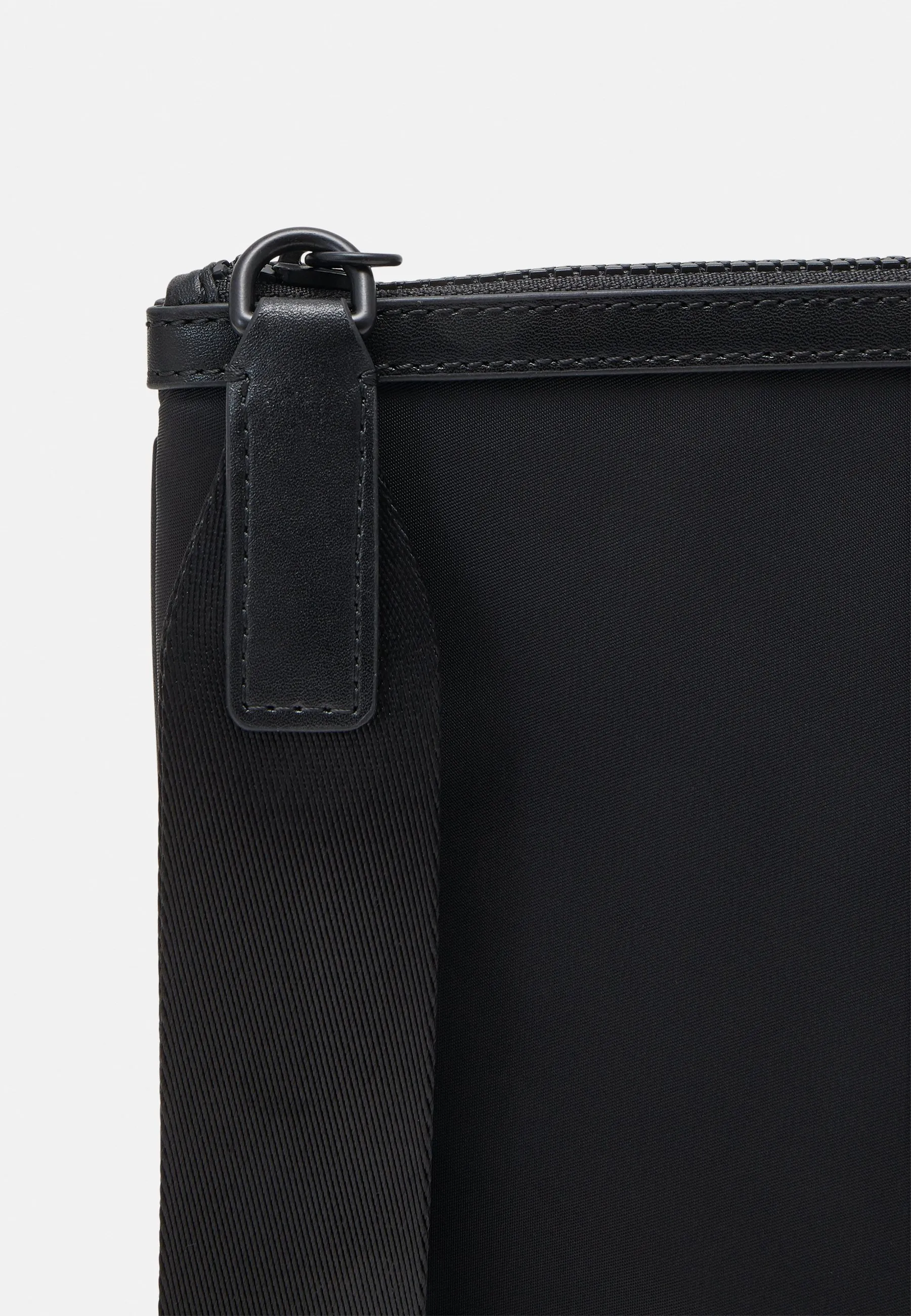 IKONIK POUCH UNISEX - Borsa porta PC