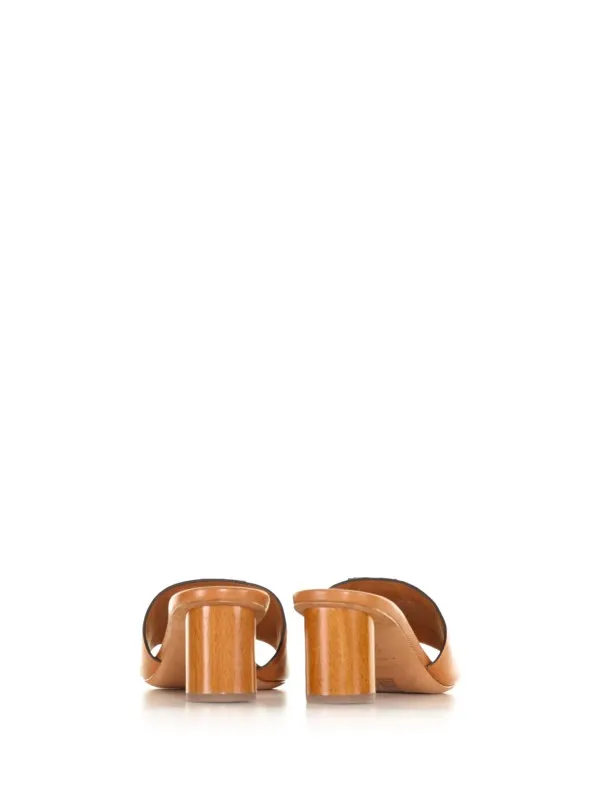 Ines sandal with wooden heel