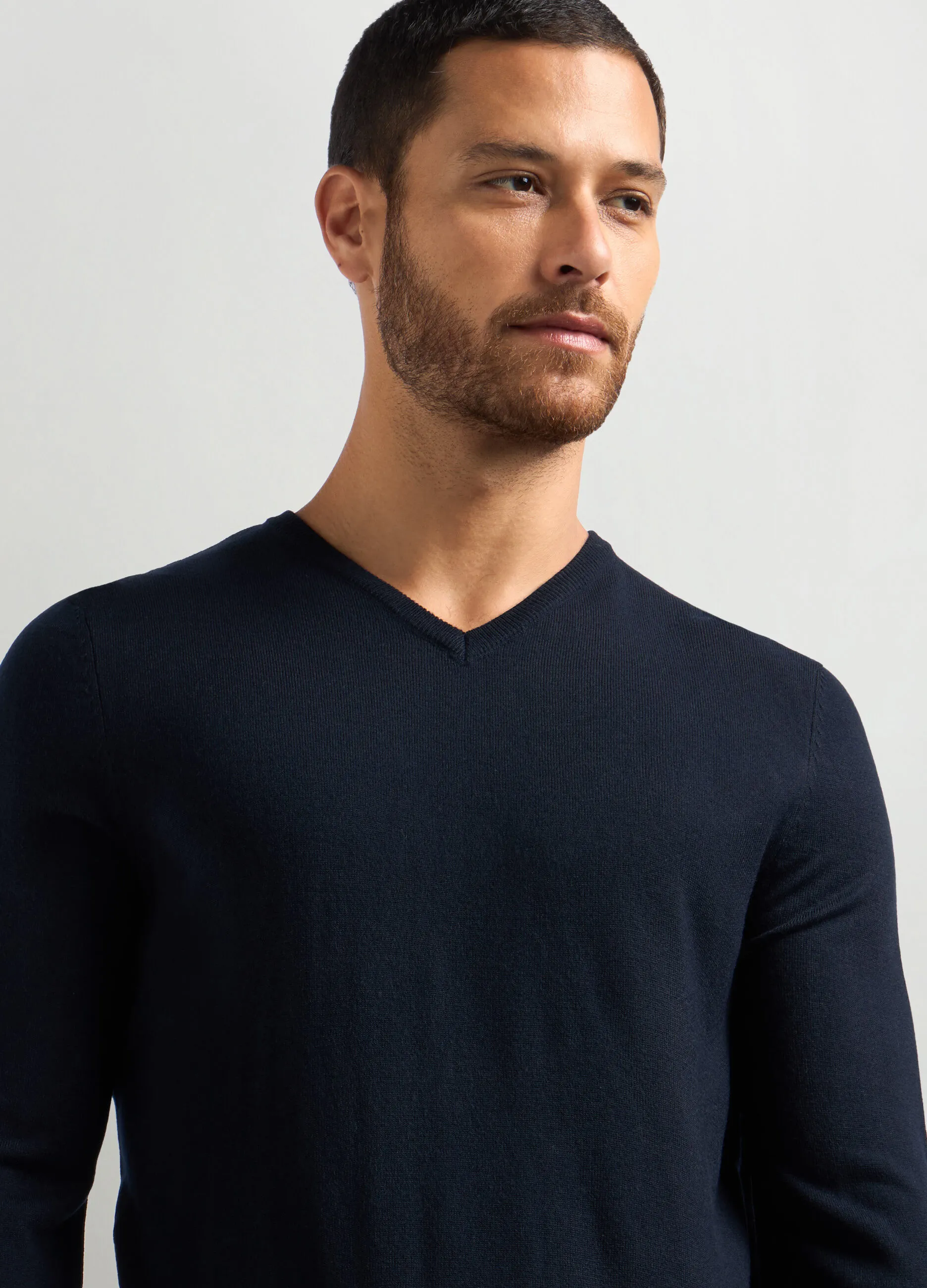 J. HART & BROS  Maglione collo a V maglia rasata uomo