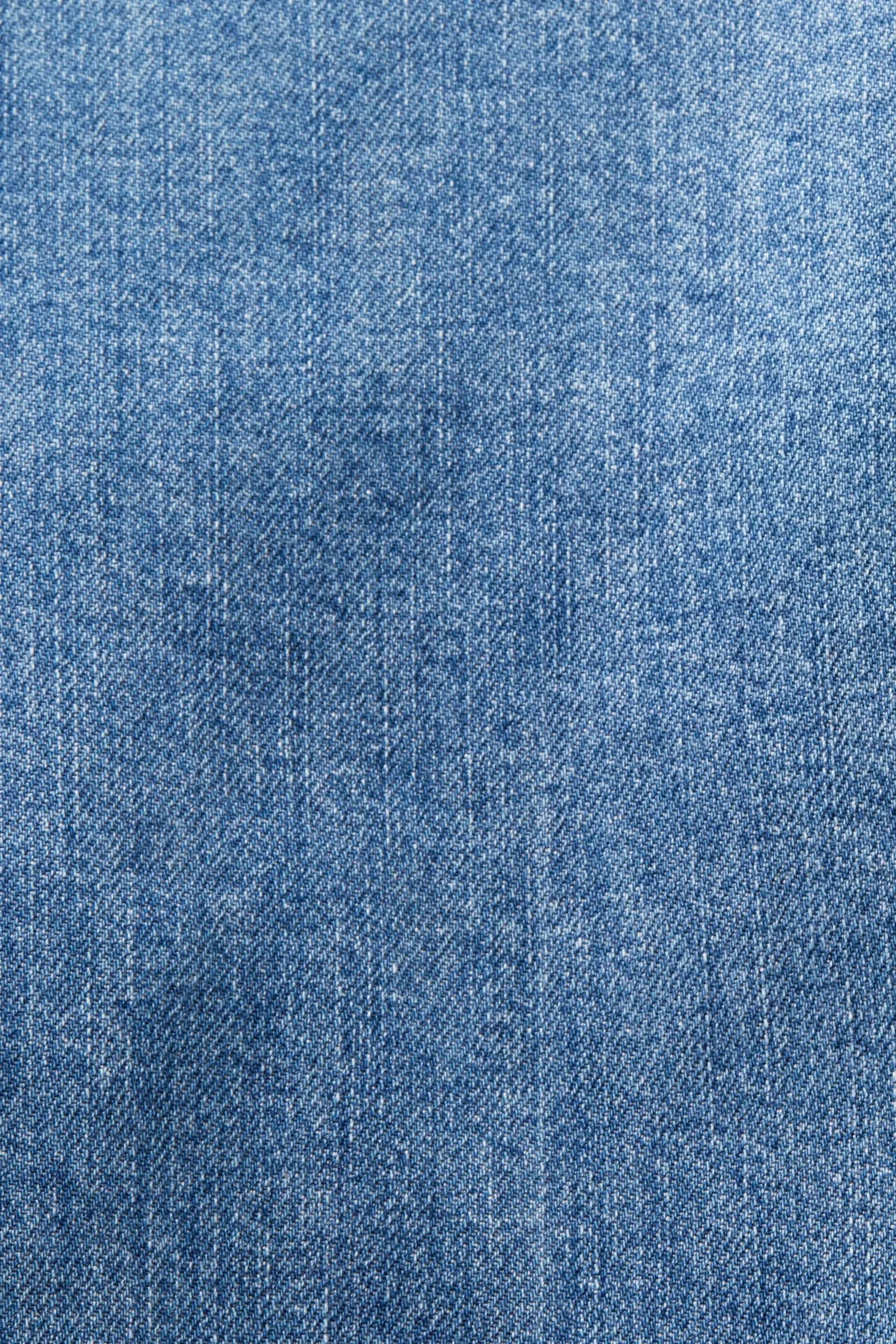Jeans slim a vita alta