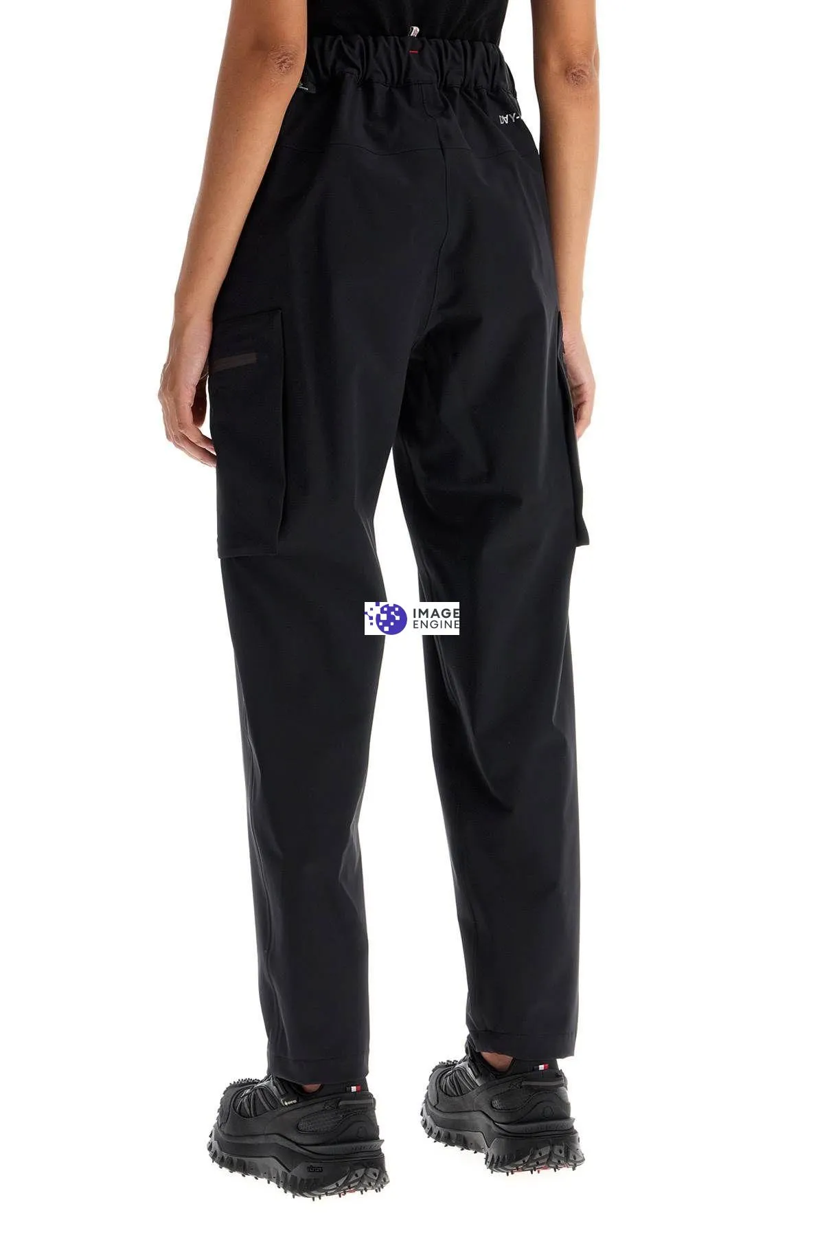 Joggers in hardshell