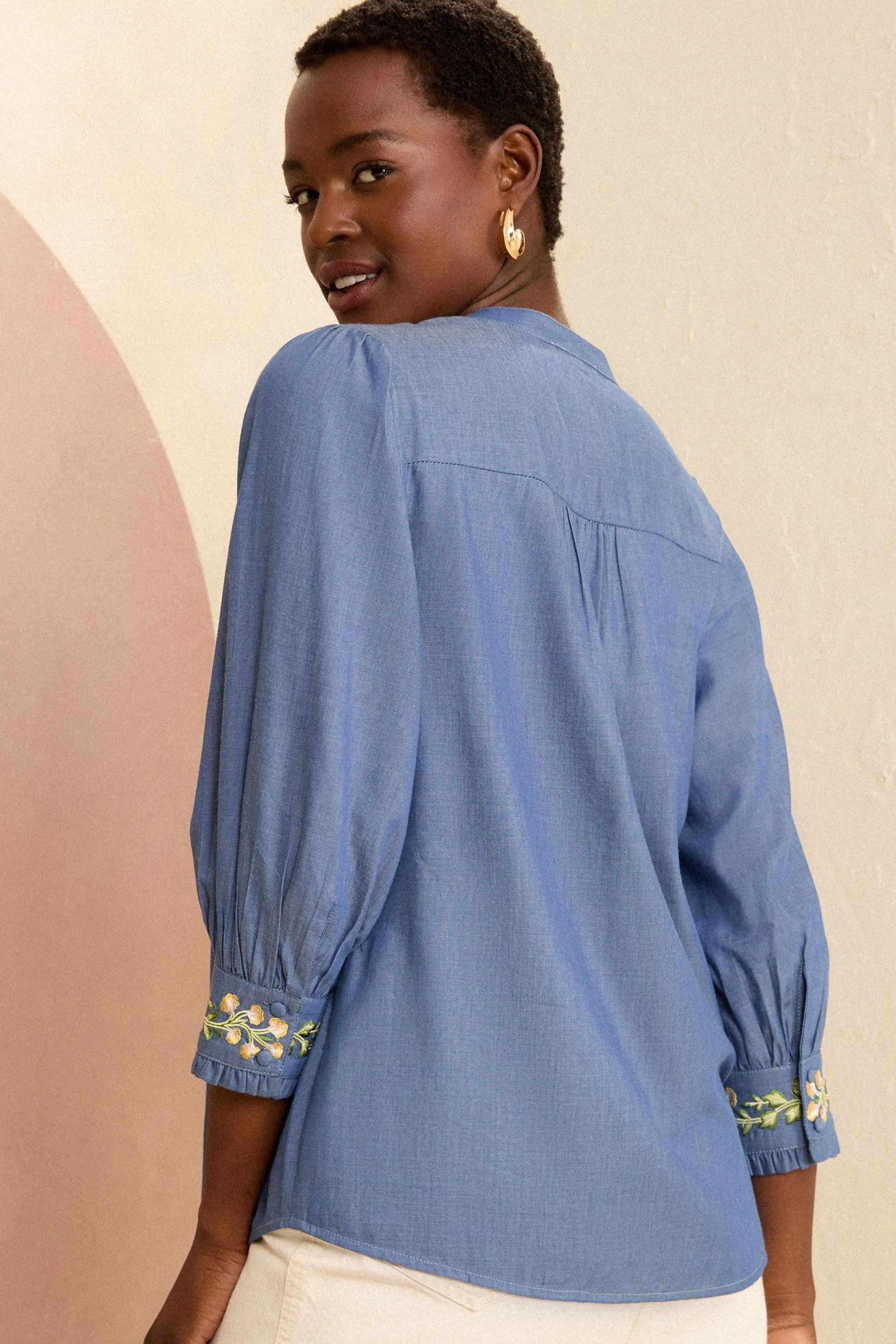 Love & Roses Scollo a V - Blusa a 3/4 con maniche Con bottoni a 10/11