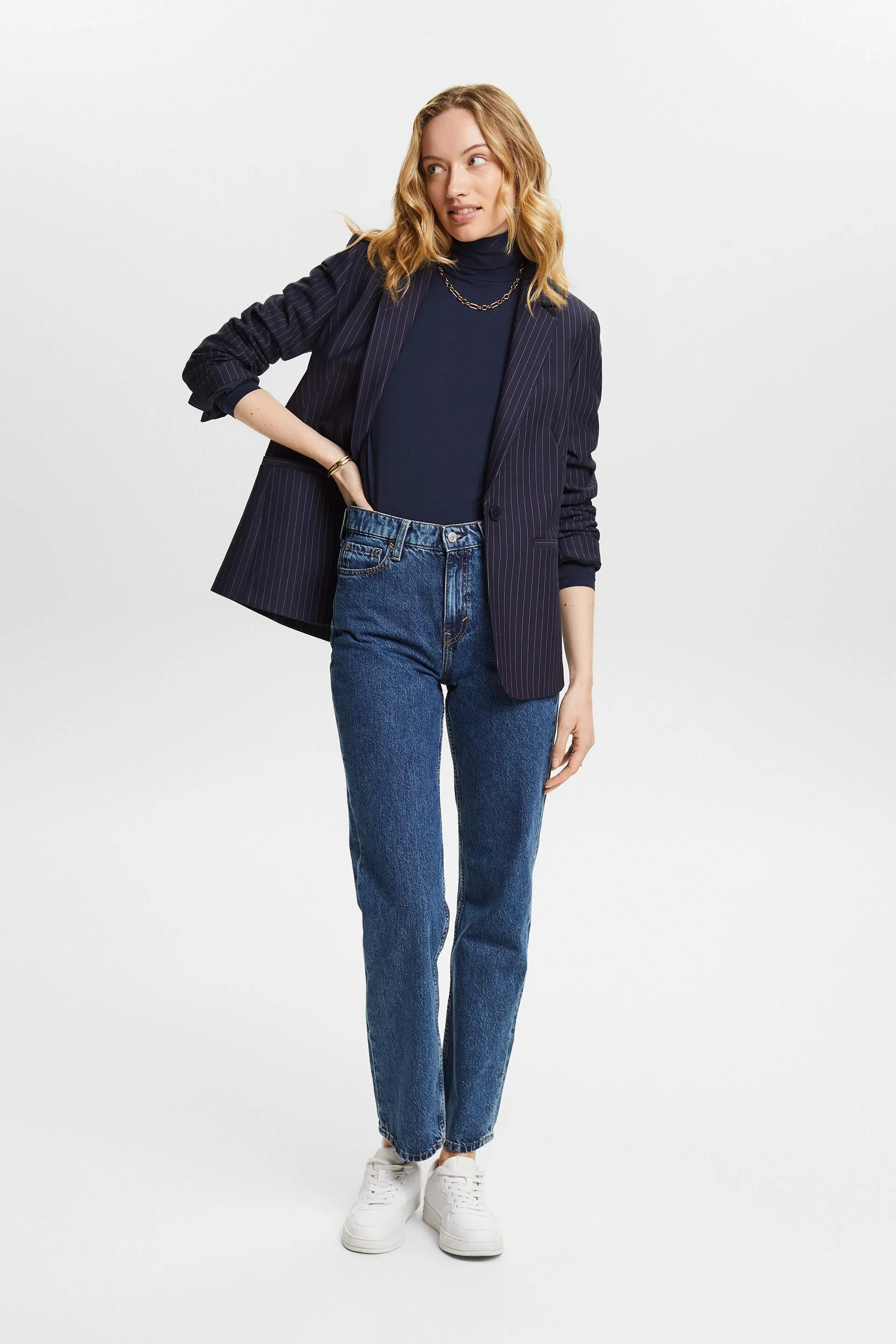 Maglia a maniche lunghe con collo dolcevita