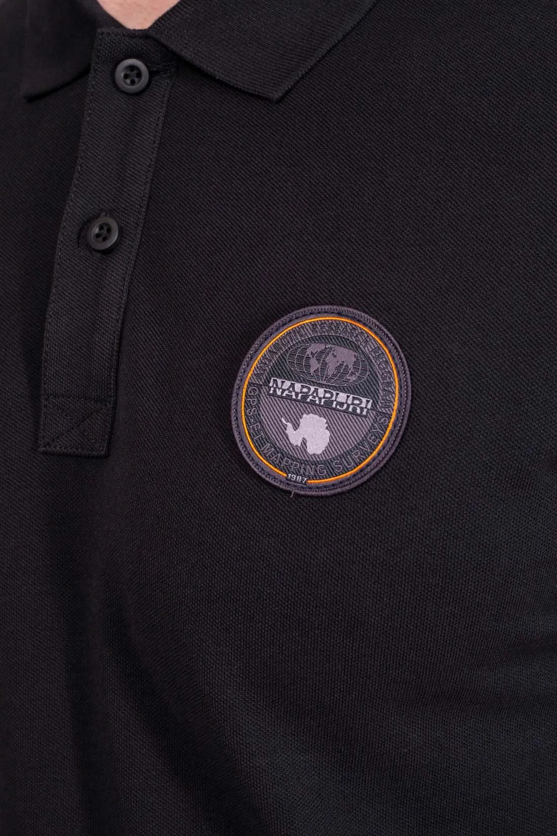 NAPAPIJRI Polo uomo con badge logo 