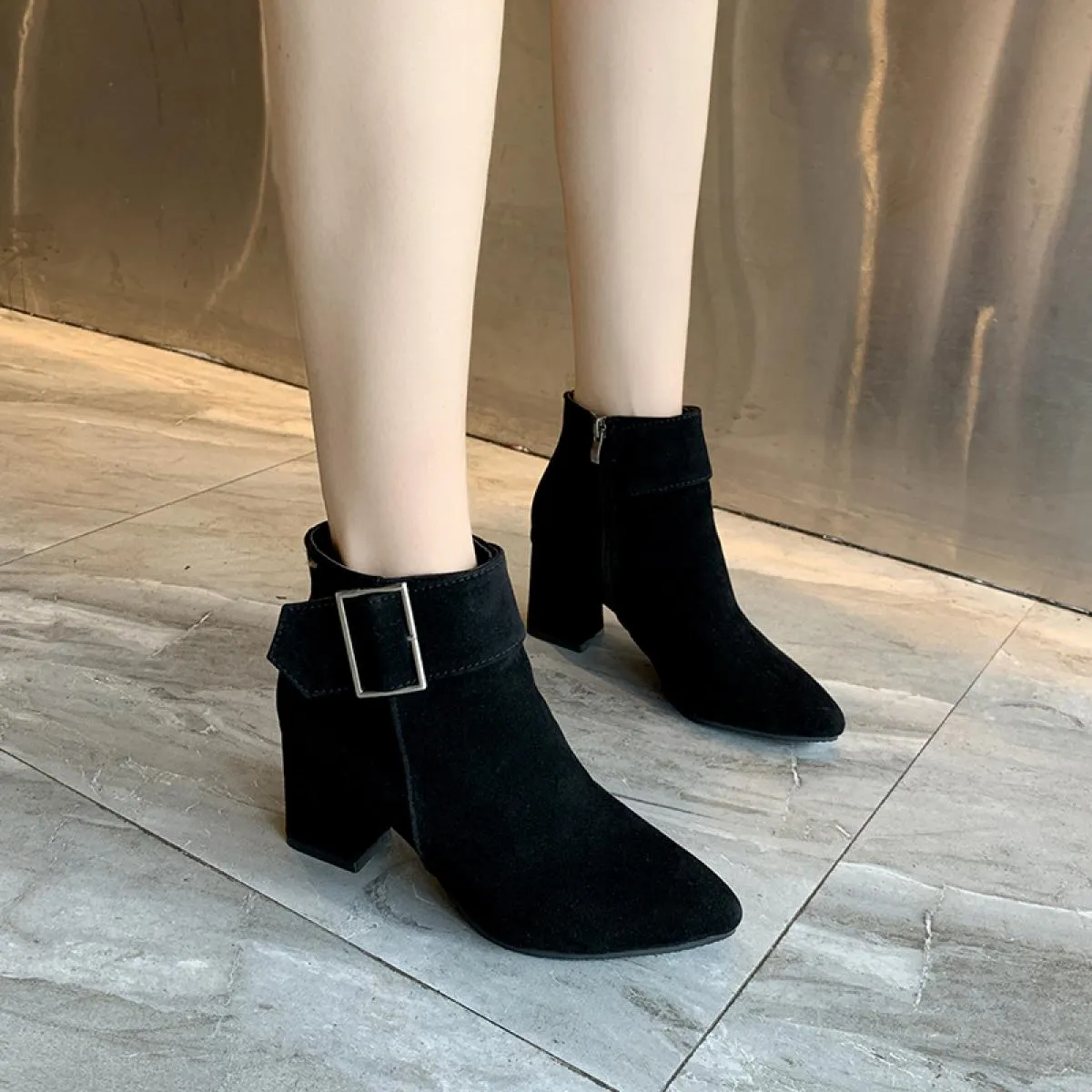Nuove scarpe con tacco alto Stivali Chelsea in pelle scamosciata Donna Inverno 2023 Stivaletti in pelle scamosciata di marca Déc