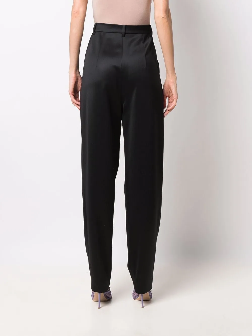 Pantaloni affusolati a vita alta in nero - donna