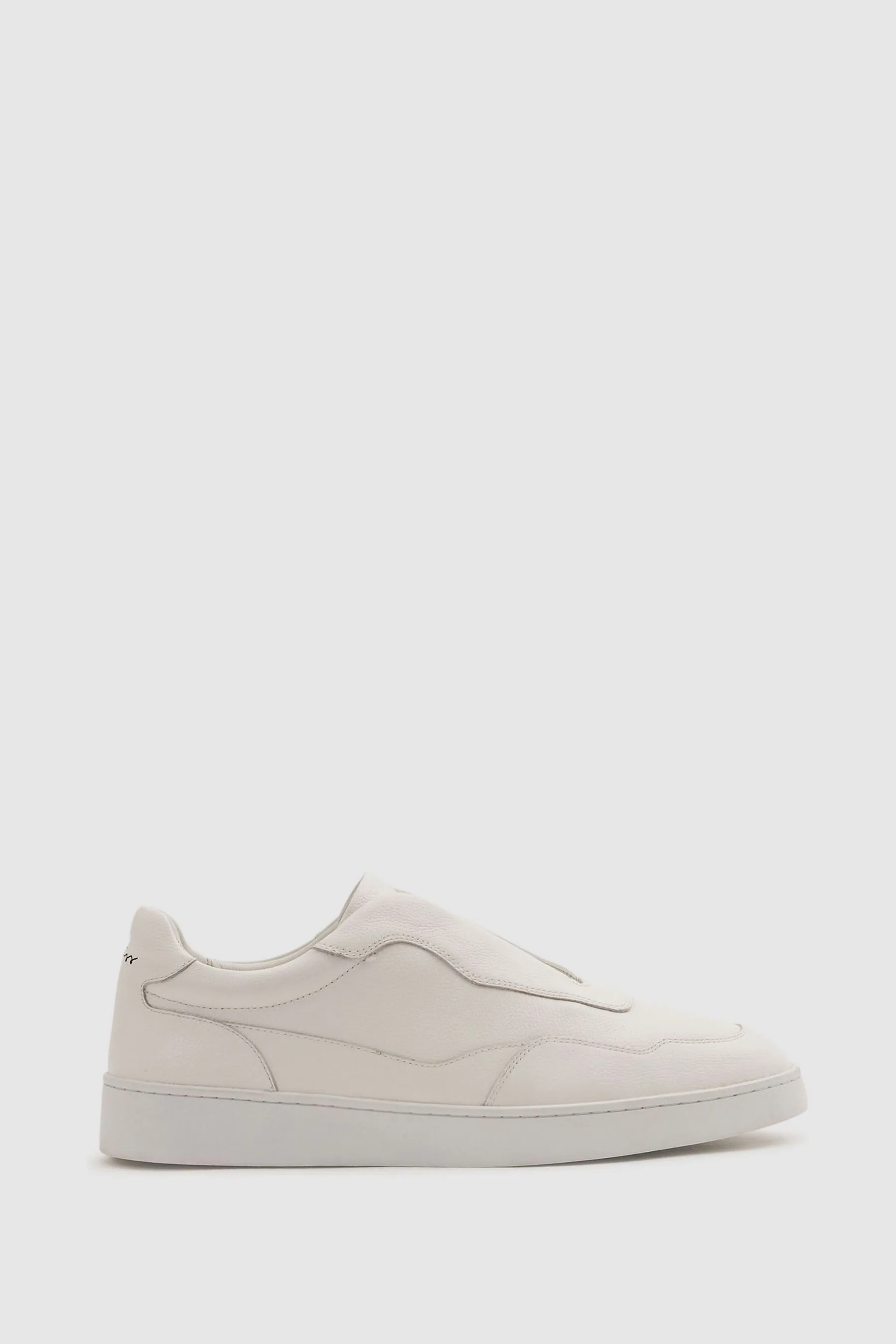 Reiss Cruz Sneakers in Pizzo Elasticizzato In Pelle Martellata    