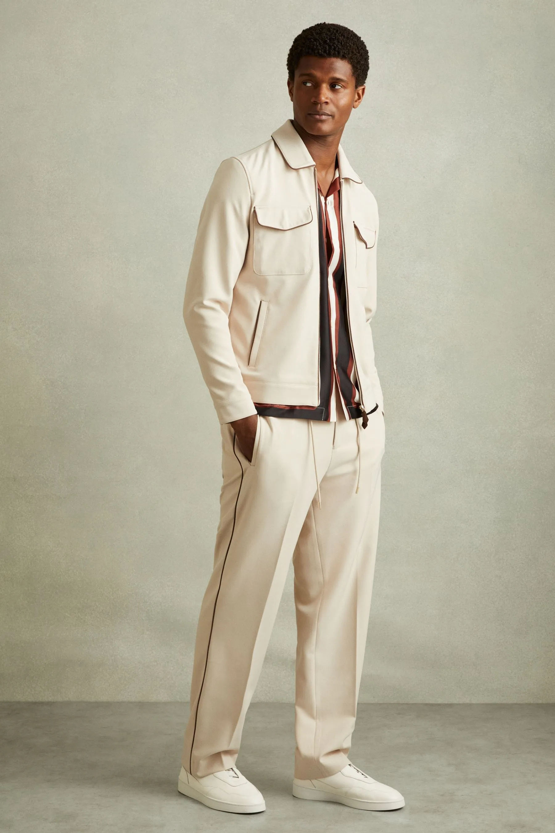 Reiss Cruz Sneakers in Pizzo Elasticizzato In Pelle Martellata    