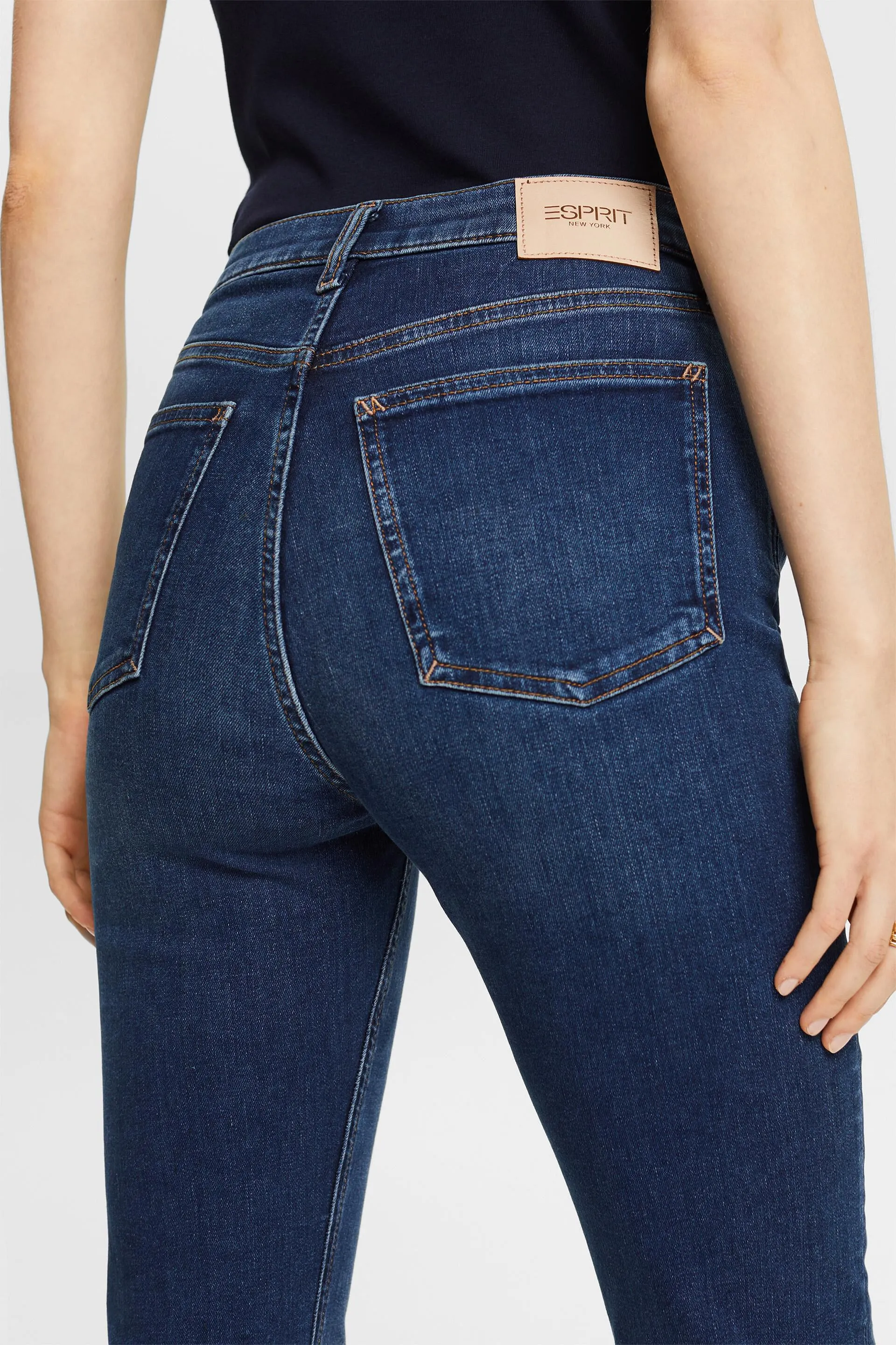 Riciclati: jeans bootcut a vita alta