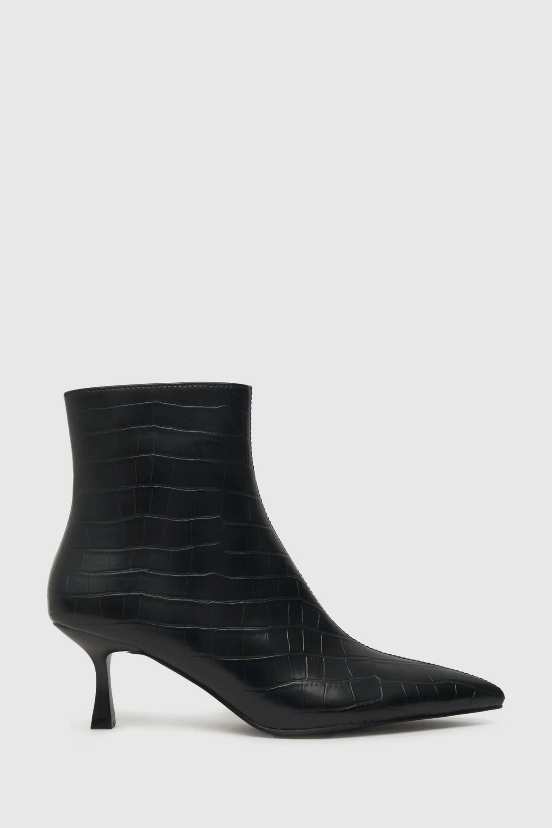 Schuh - Nero effetto coccodrillo - Stivali