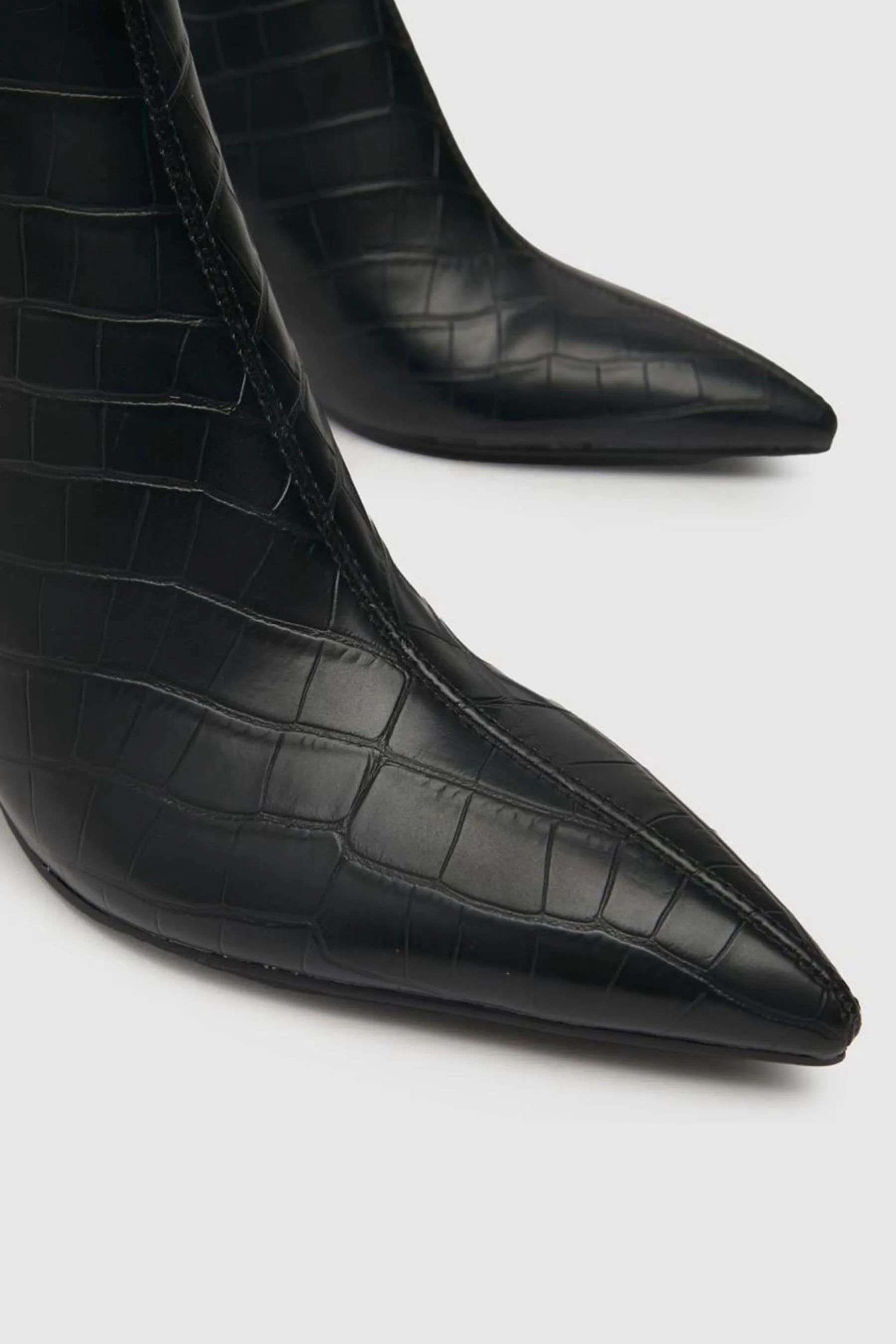 Schuh - Nero effetto coccodrillo - Stivali