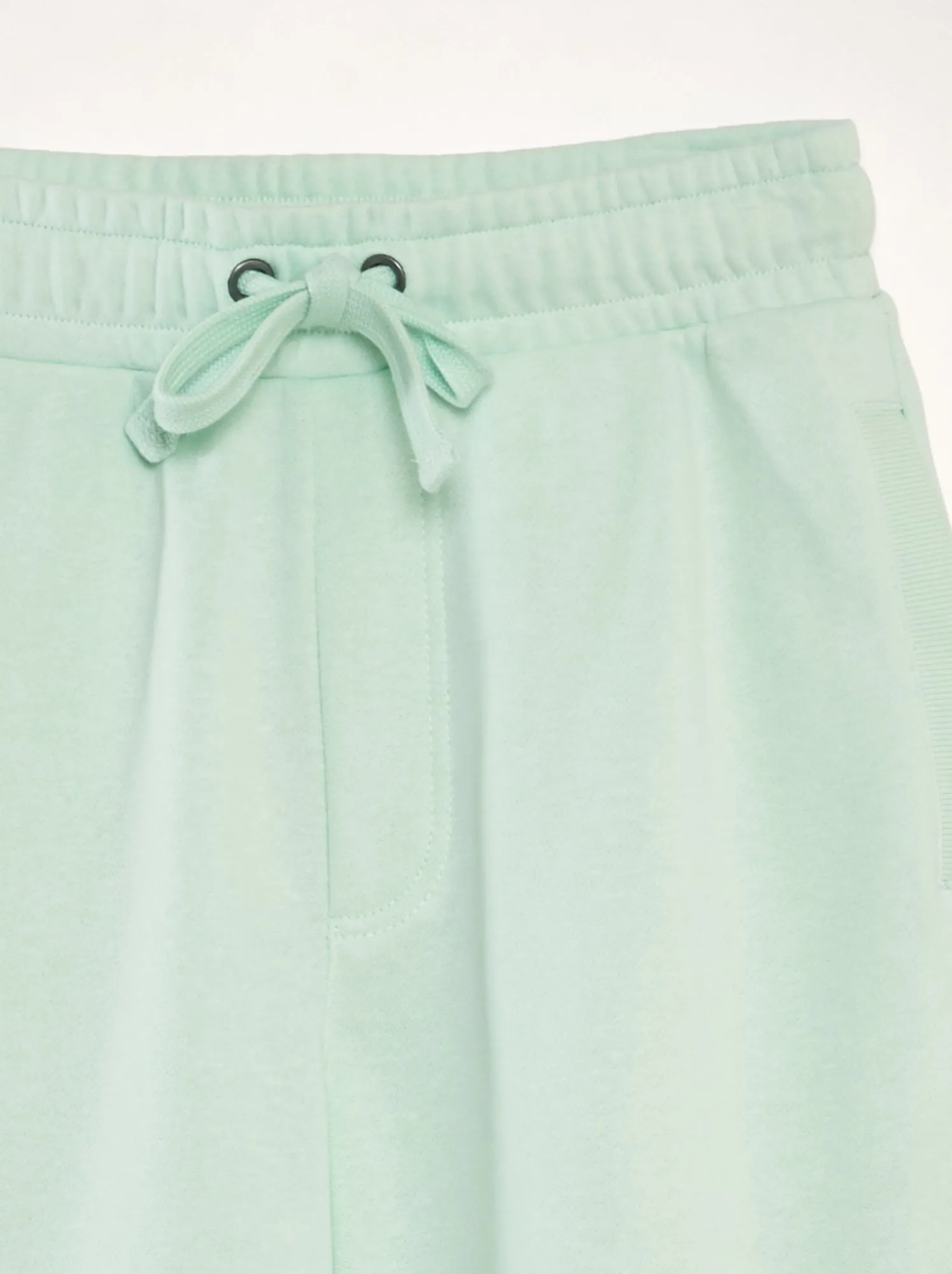 Shorts leggeri in tessuto felpato tinta unita - VERDE