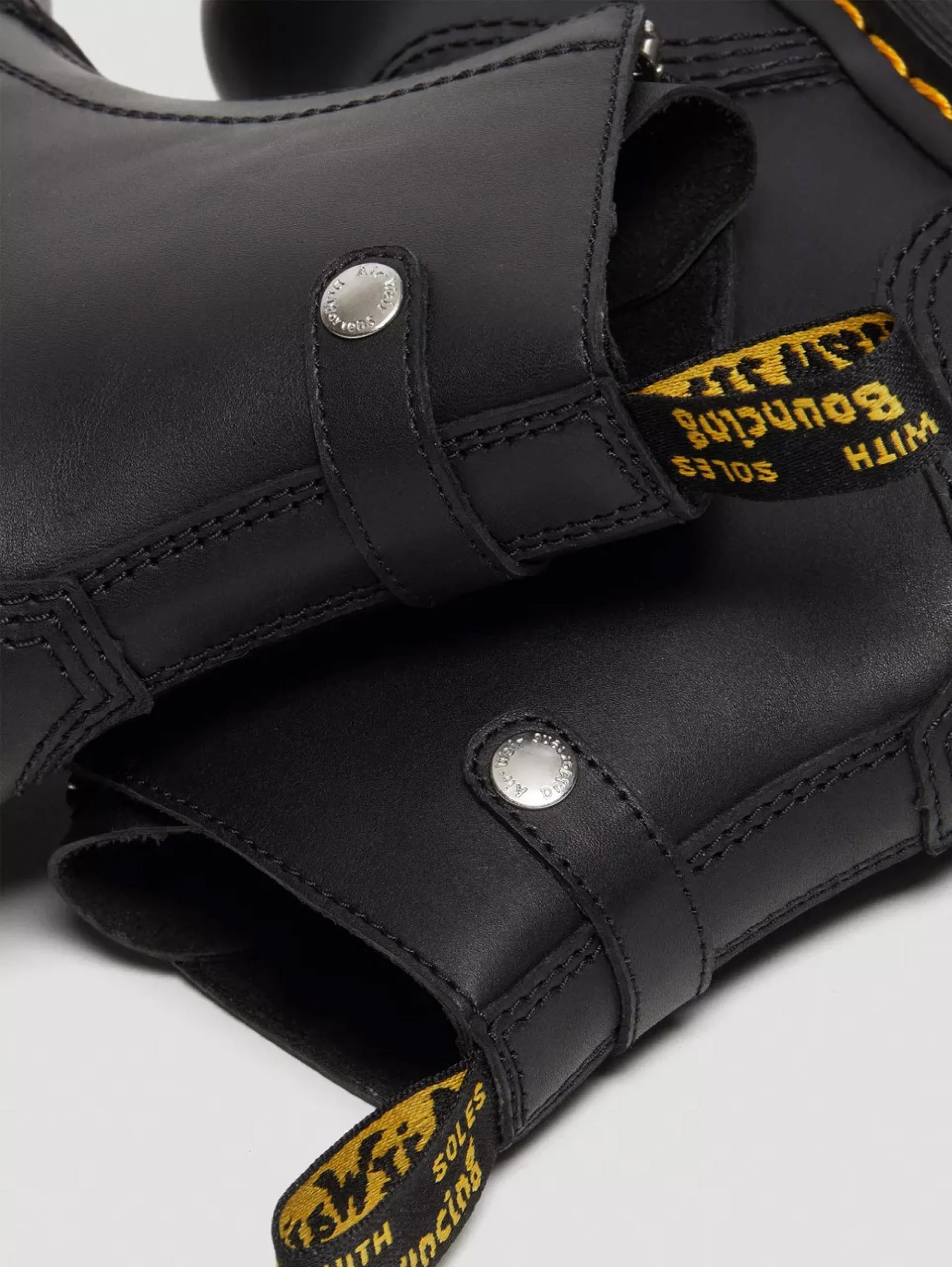 Stivaletto Platform con Zip Jetta Nero
