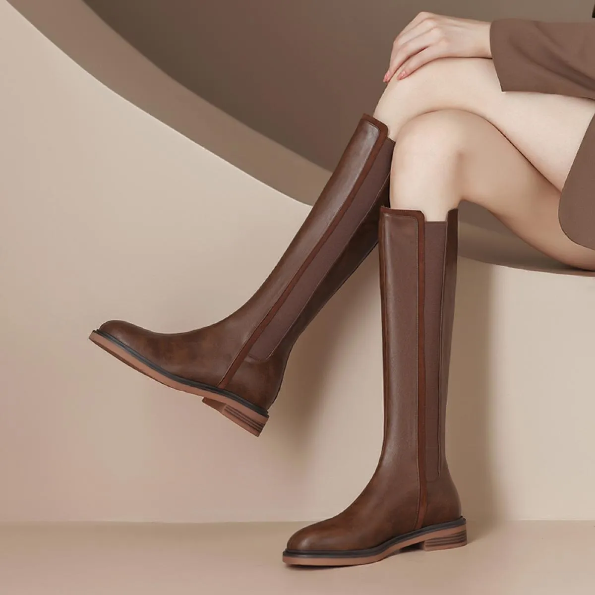 Stivali alti al ginocchio da donna occidentali moda Stivali lunghi da moto con tacco basso quadrato invernale Scarpe casual in v