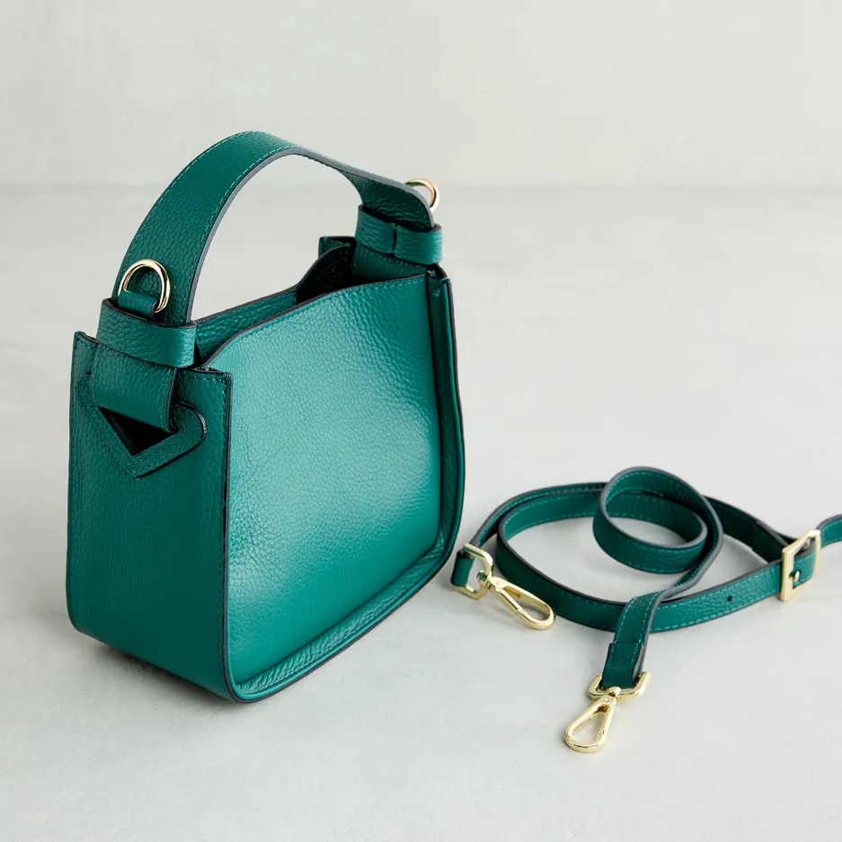 V-Bag in Pelle Pavone