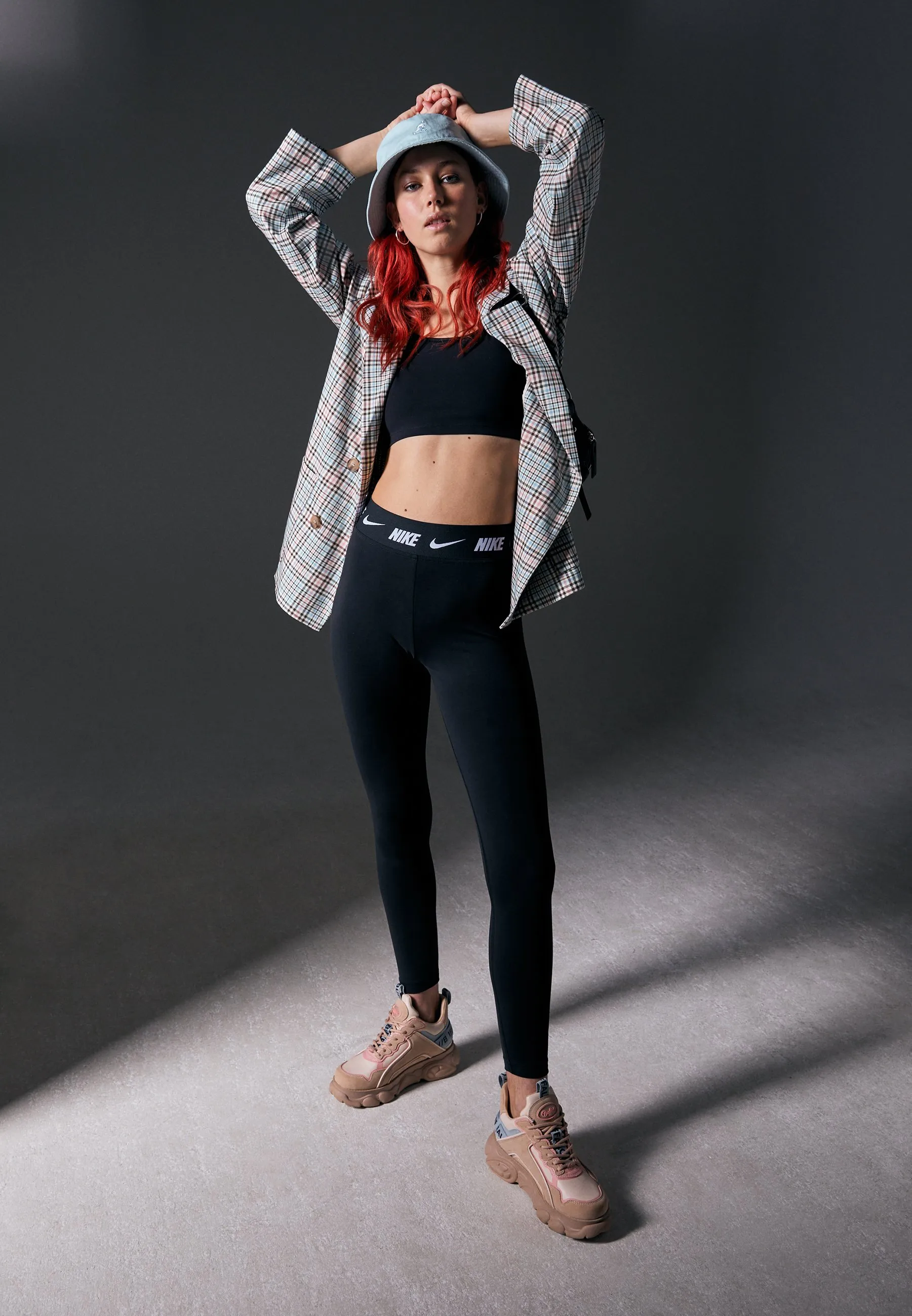 W NSW CLUB HW LGGNG - Leggings